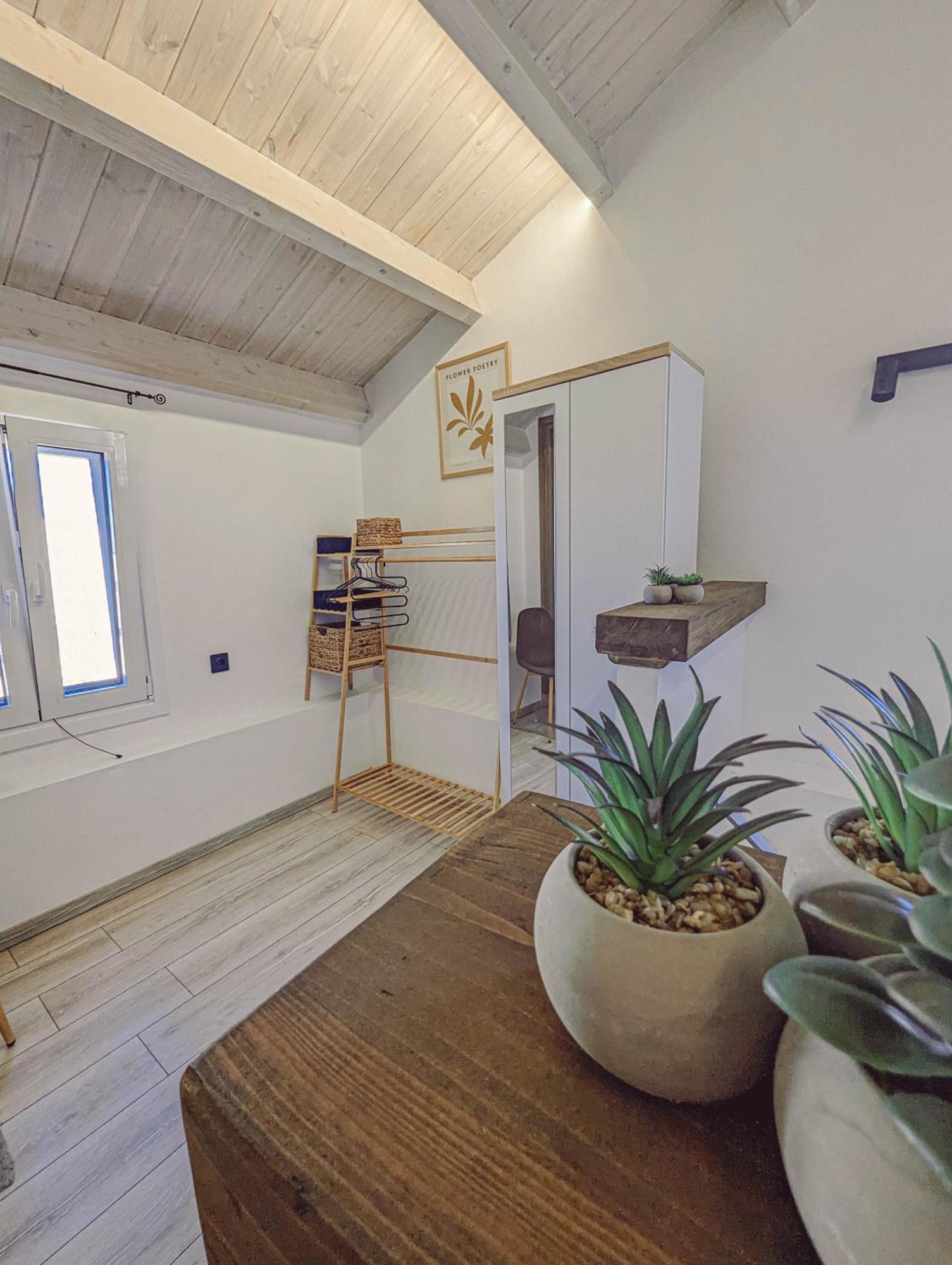 Ionian Pearl Apartments And Suites Corfu  Экстерьер фото