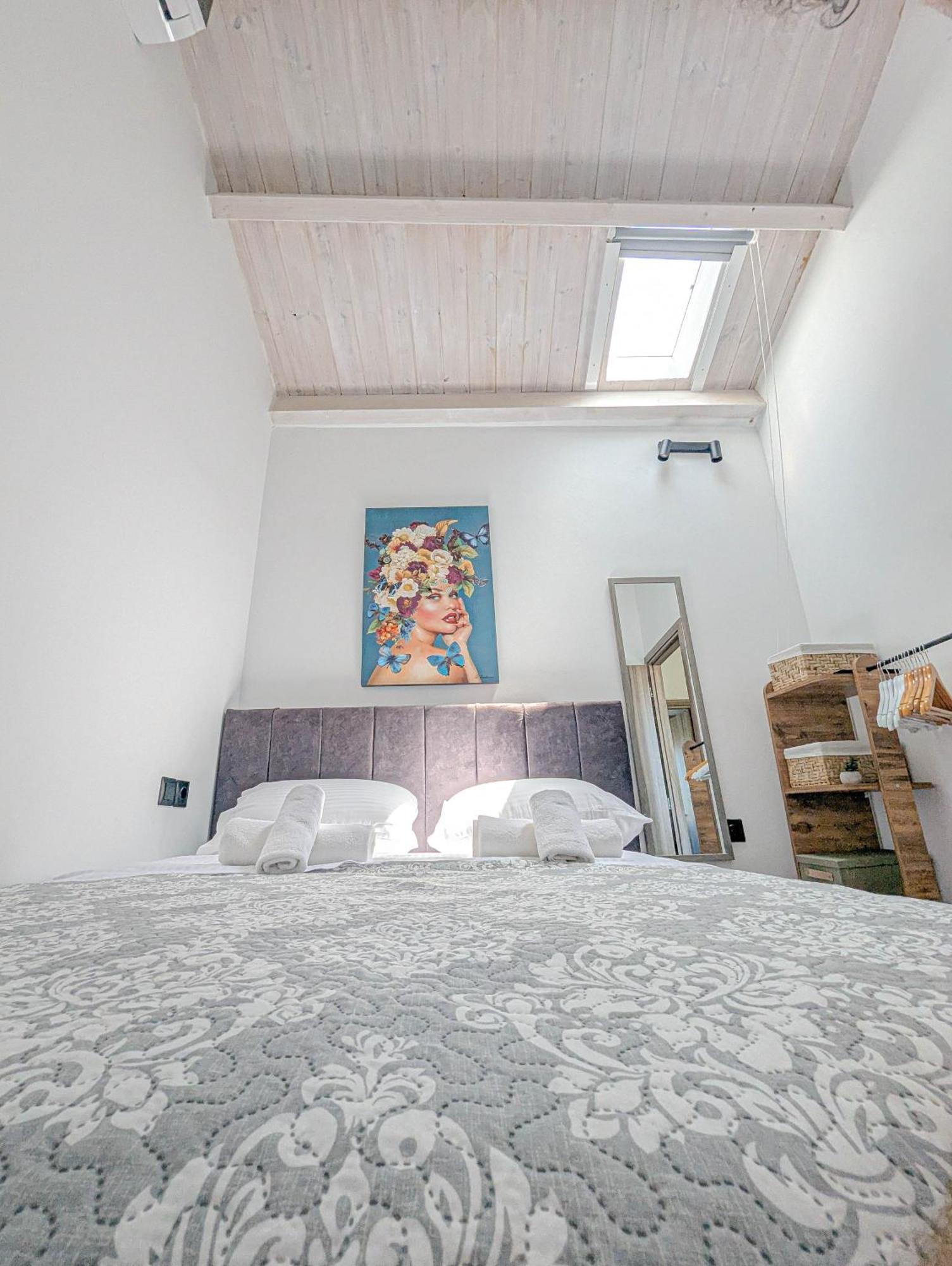 Ionian Pearl Apartments And Suites Corfu  Экстерьер фото
